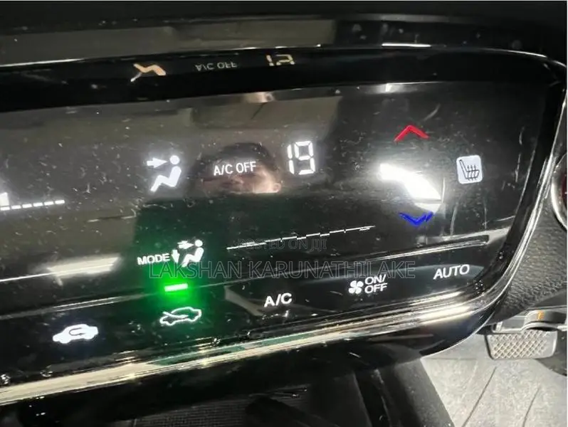 Vezel AC Controller Panel - RU3