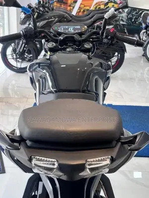 Bajaj Pulsar N160 Premium 2026