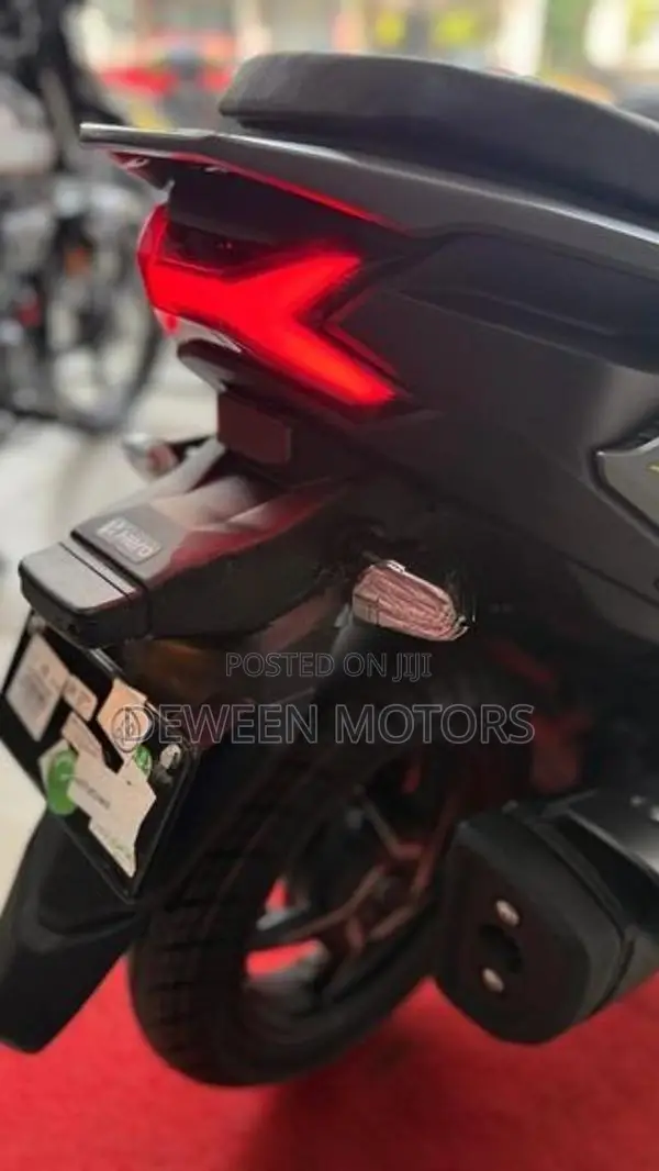 Hero Xoom 110 Combat Brand New 2026