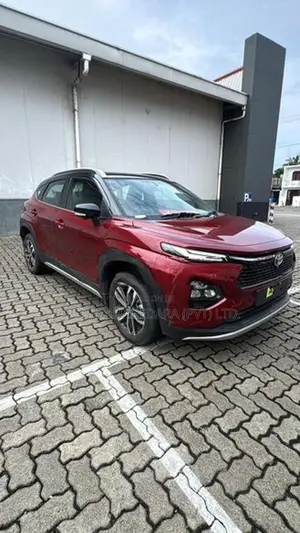Toyota Taisor V-Grade Black Top 2025