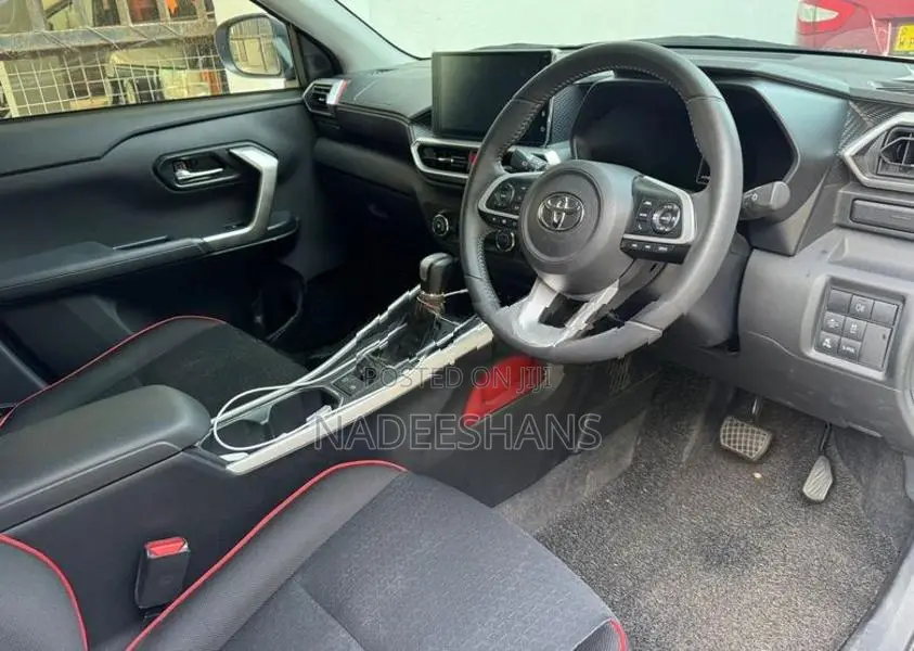 Toyota Raize Z HYBRID 2025