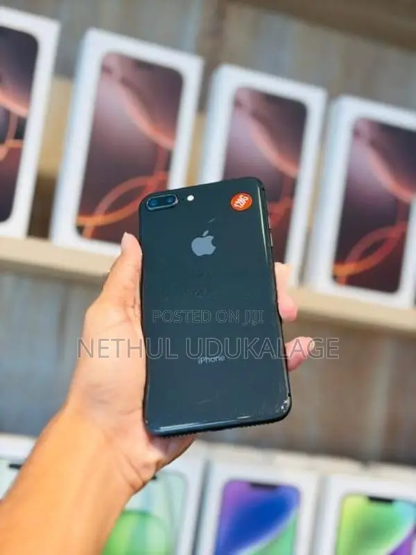 Apple iPhone 8 Plus 128GB (Used)