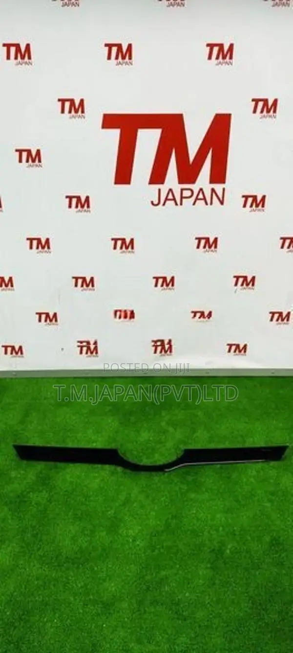 Subaru Crosstrek XV Grill Molding