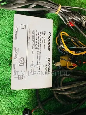 Pioneer Sub Max Power Amplfiier