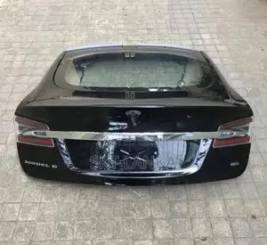 Genuine Tesla Model S 2015 rear bootlid dicky door windscreen light 3 