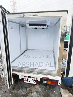 Daihatsu Hijet Freezer 2024