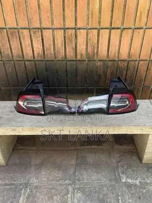 Genuine Tesla Model Y 2024 rear LED light BUMPER DOOR S 3