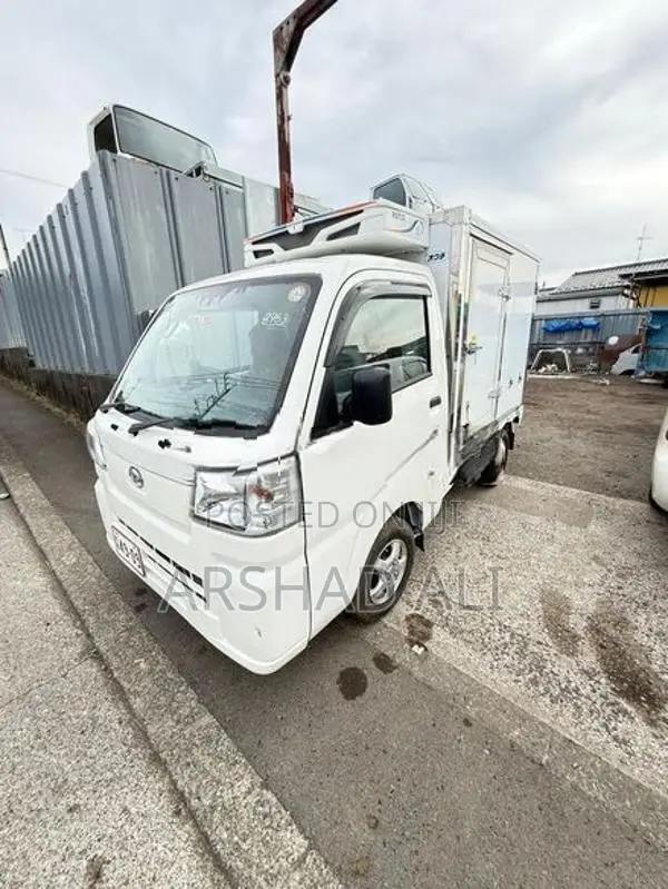 Daihatsu Hijet Freezer 2024