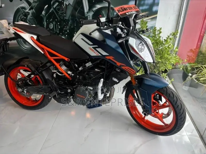 KTM Duke 160 2026