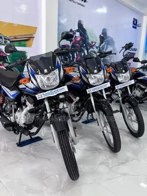 Bajaj CT100 ES 2026