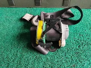 Toyota Vitz KSP90 Front Seat Belt