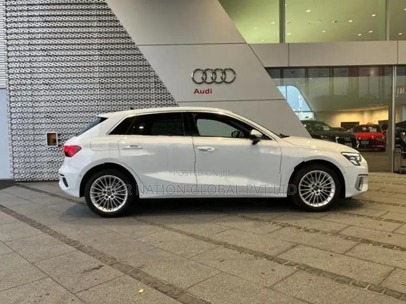 Audi A3 Sportback Advanced 2024