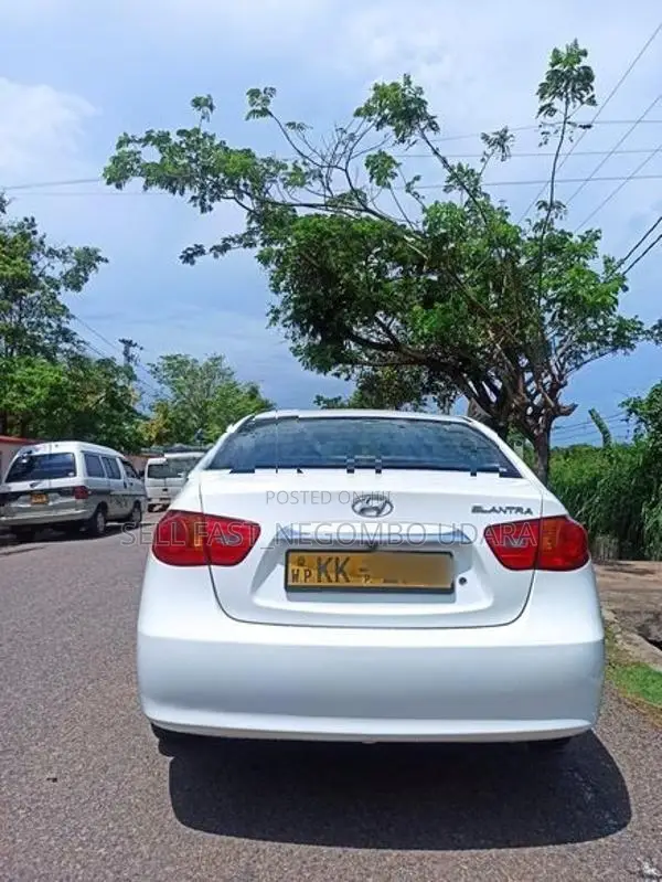 Hyundai Elantra 2010