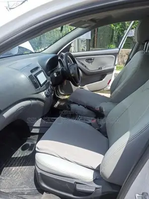 Hyundai Elantra 2010