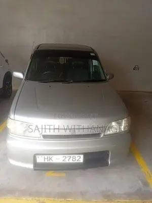 Nissan Cube 2000