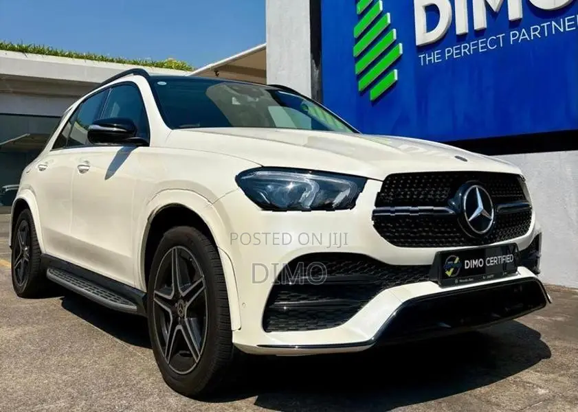 Mercedes Benz GLE 300D AMG 2020