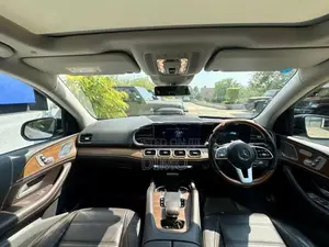 Mercedes Benz GLE 300D AMG 2020