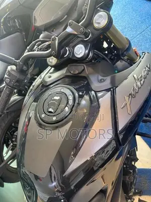 Bajaj Pulsar N160 Premium 2026