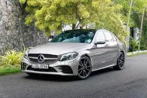Mercedes Benz C200 Premium Plus AMG 2019