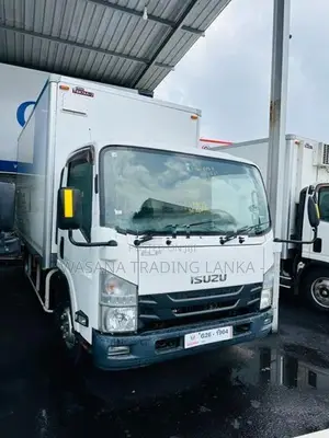 Isuzu Elf Freezer Truck 2017