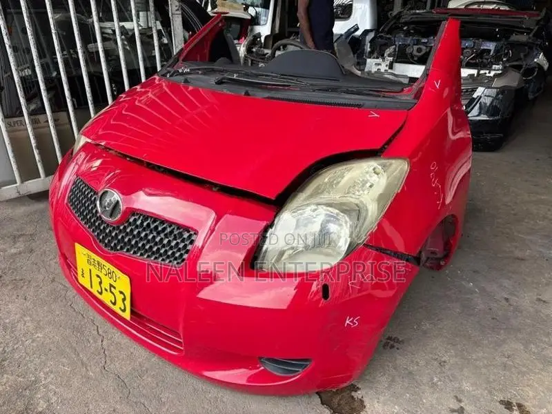 Toyota Vitz KSP90 Face Cut