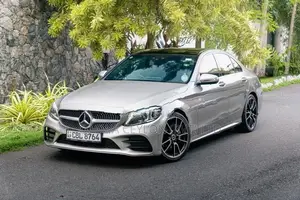 Mercedes Benz C200 Premium Plus AMG 2019
