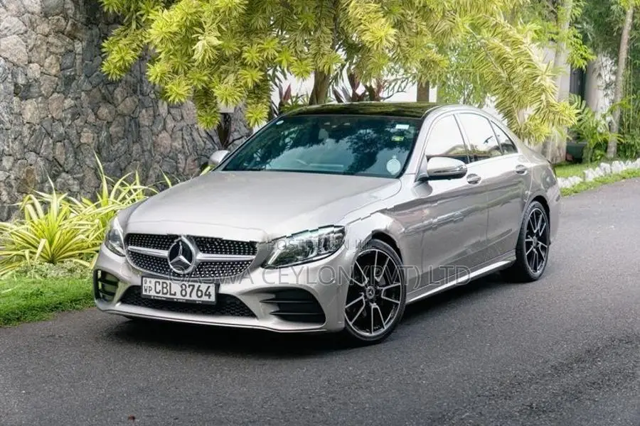 Mercedes Benz C200 Premium Plus AMG 2019