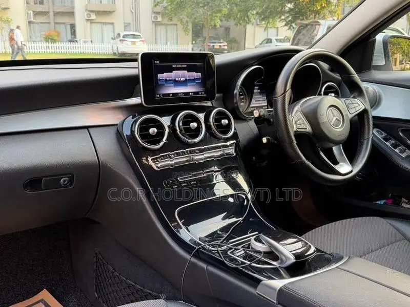 Mercedes Benz C180 Elegance brand new 2014