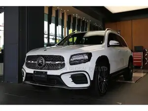 Mercedes Benz GLB 180 AMG LINE PACKAGE 2025