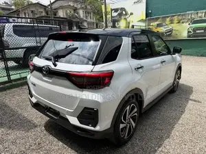 Toyota Raize 1.0 Turbo z Bl/Top 2025