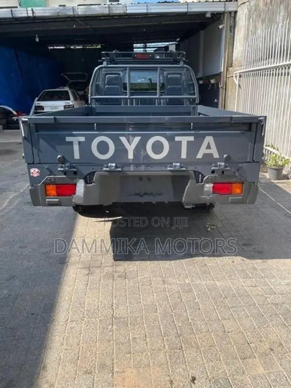 Toyota Hilux Champ Single Cab 2026