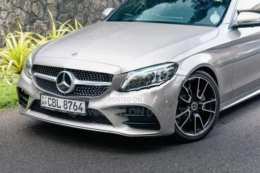 Mercedes Benz C200 Premium Plus AMG 2019