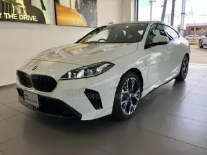 BMW 220i M-Sport Facelift 2025