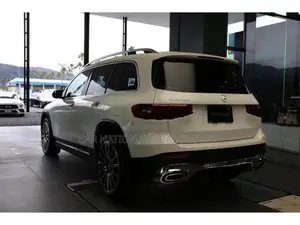 Mercedes Benz GLB 180 AMG LINE PACKAGE 2025