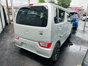 Suzuki Wagon R 2025