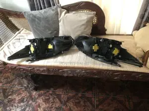 Prius 30 Headlights Single with Double Scoop