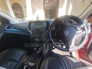 Hyundai Santa Fe 2016