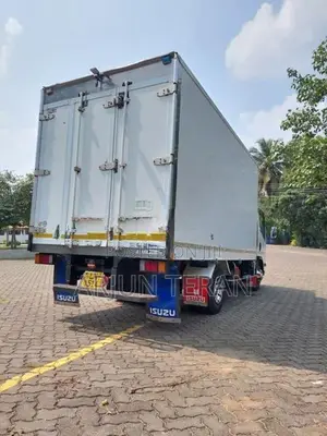 Isuzu Elf Freezer Truck 2013