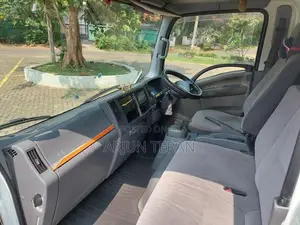Isuzu Elf Freezer Truck 2013