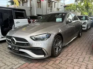 Mercedes Benz C200 AMG Line Premium+ 2023