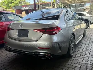 Mercedes Benz C200 AMG Line Premium+ 2023