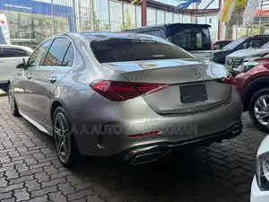 Mercedes Benz C200 AMG Line Premium+ 2023
