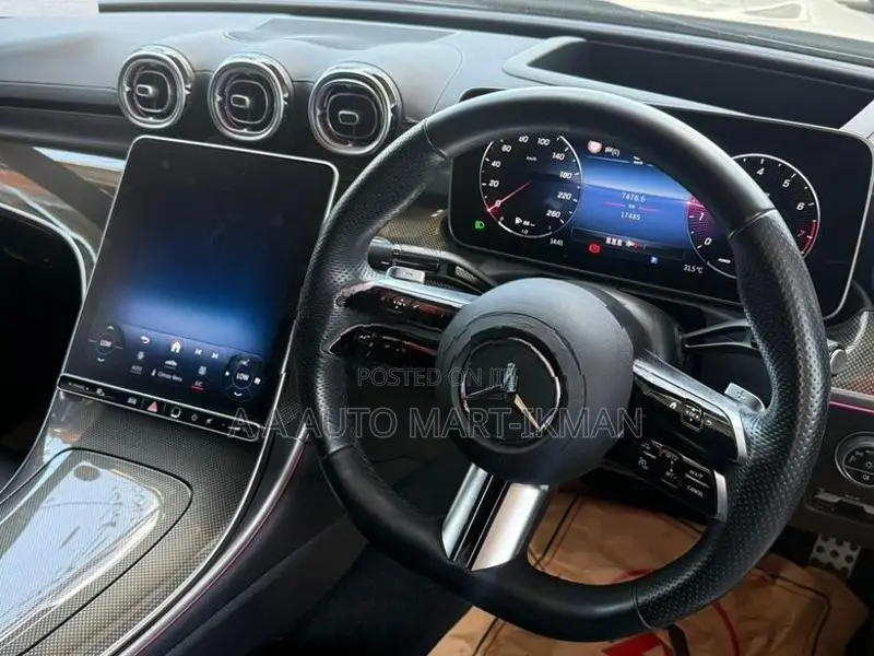 Mercedes Benz C200 AMG Line Premium+ 2023