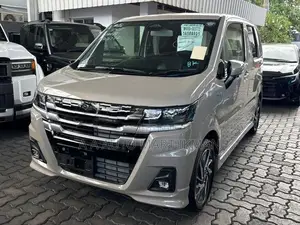 Suzuki Wagon R Custom Z 2025