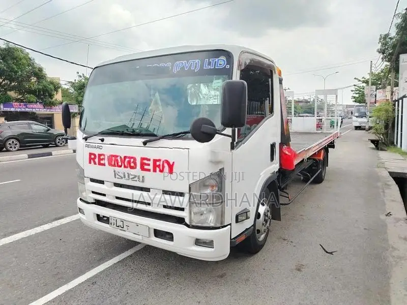 Isuzu Elf CAR CARRIER 18.5FT 2008