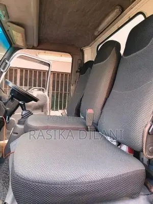 Isuzu Elf Freezer Truck 2003