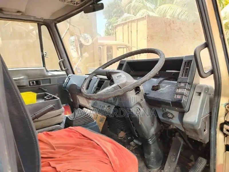 Isuzu Forward FTR 20FT TANK 6HE1 1996