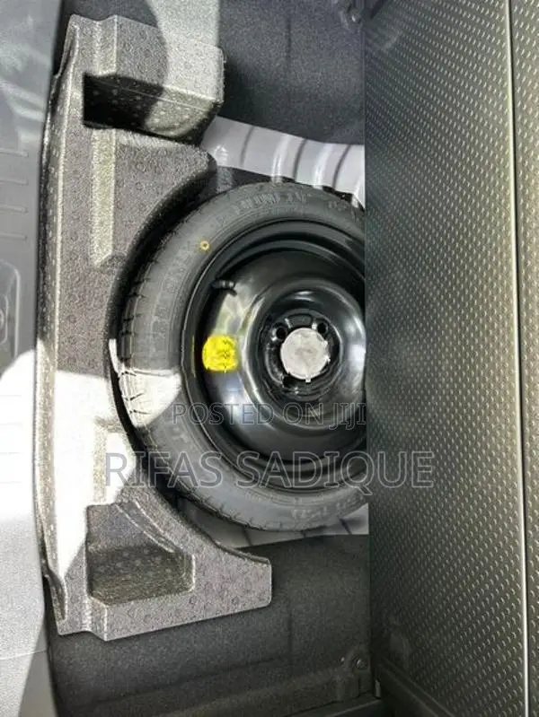 Toyota Roomy COSTOUM G 2024