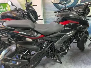Bajaj Pulsar NS200 2026