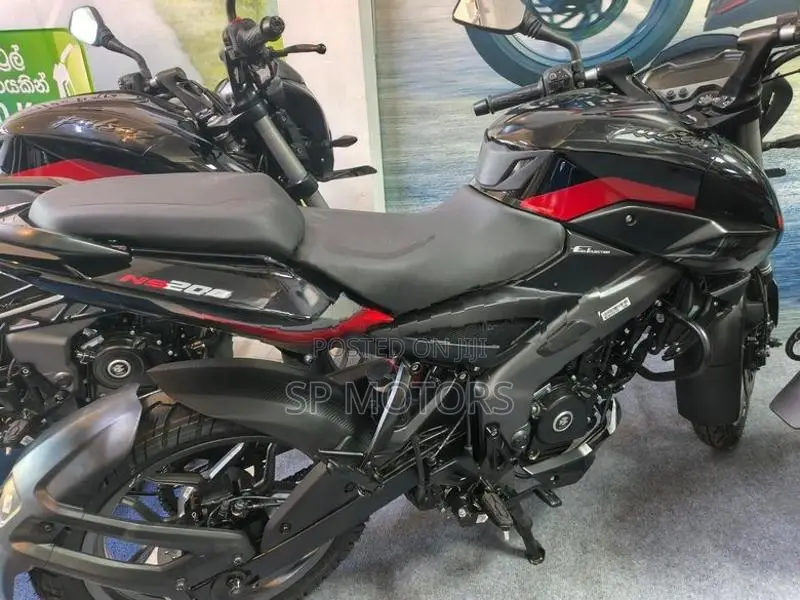 Bajaj Pulsar NS200 2026
